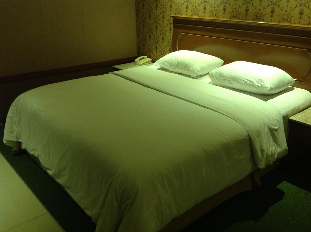 Banjarmasin Internasional Hotel Room photo