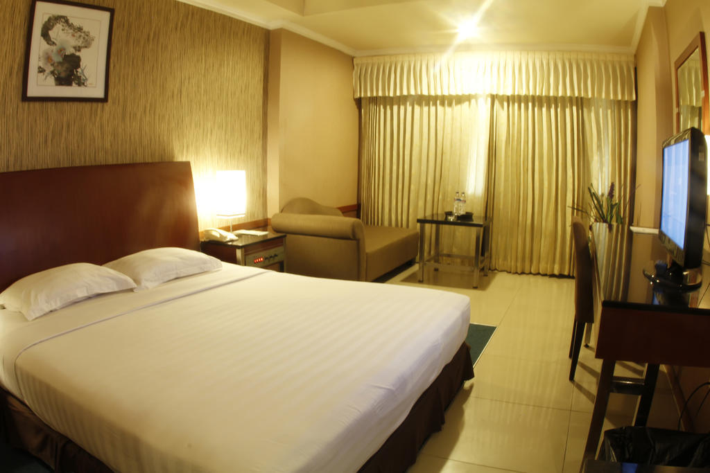 Banjarmasin Internasional Hotel Room photo