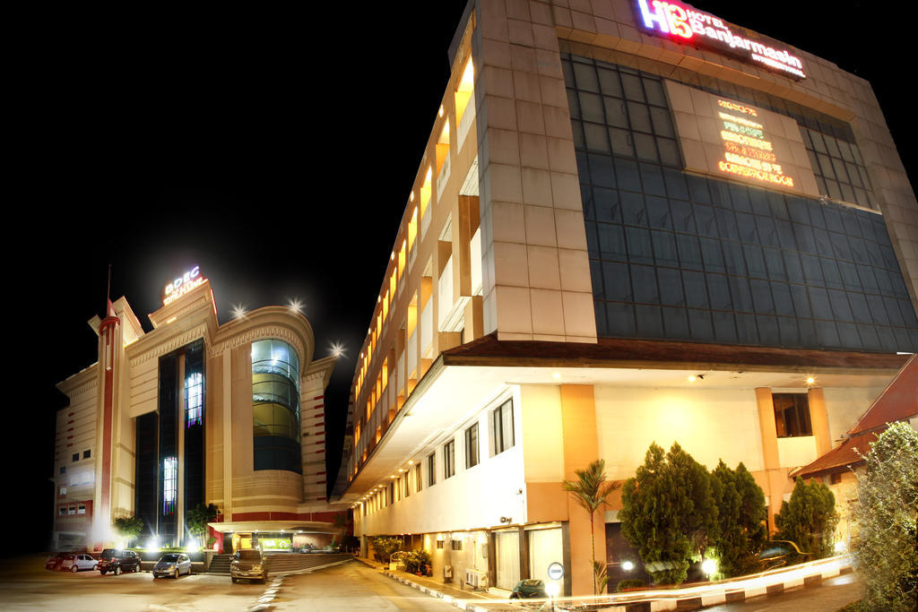 Banjarmasin Internasional Hotel Exterior photo